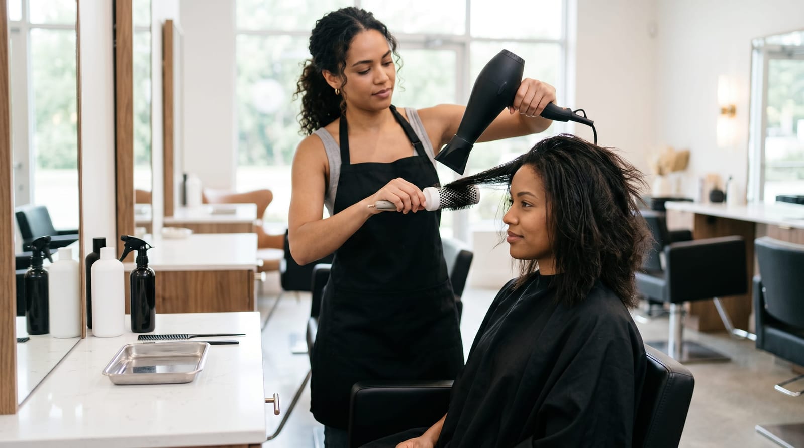Dominican Blow Out vs Regular Blow Out: What's the Difference